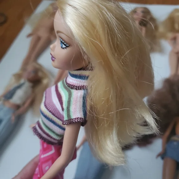 My SCENE VINTAGE DOLL 19991st edition8 piece doll collectionMY SCENE 1999.